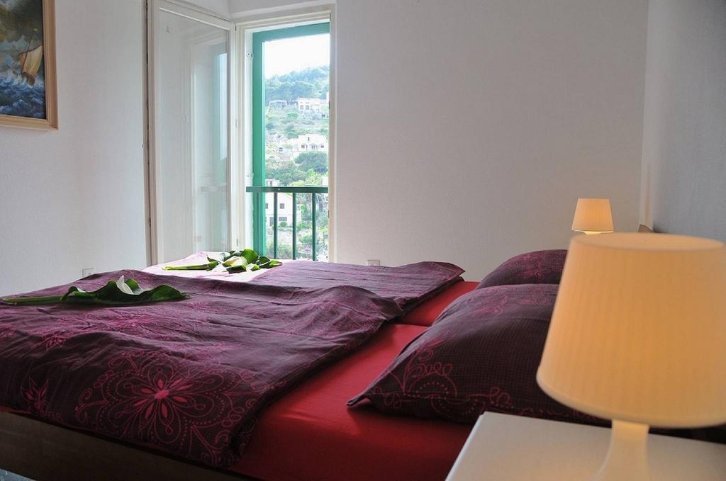 Apartment Stomorska Esterno foto